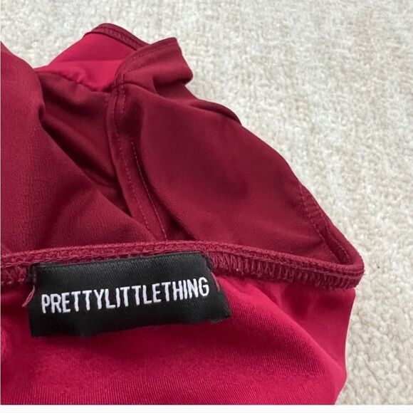 Pretty Little Thing Elegant Off-Shoulder Bodycon Red Dress Size 2 - Picture 5 of 6